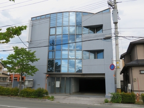 �R�`�s �s���Y ���� ����